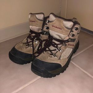 Columbia Hiking Sneakers - ACCEPTING OFFERS!